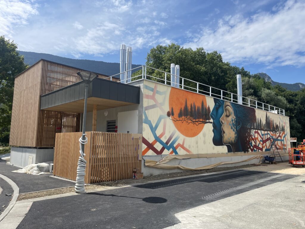 Photo de la Chaufferie du réseau de chaleur du Bourget du Lac - Octobre 2025, avant inauguration